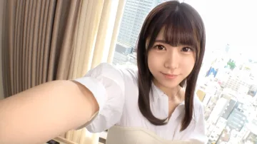 SIRO-4936 【偶像级颜值x国宝级剃光猫】19岁皮肤白皙！胸部妈妈这也超级紧......！剃光猫 ● 狭窄的线条不再是艺术品！网络AV应用→AV体验拍摄1898