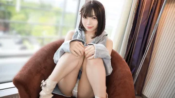 SIRO-5592 【这里简直可爱到爆！！】真的存在一个完美诠释“可爱”二字的天使……尤娜
