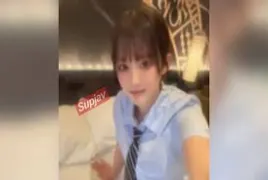 FC2-PPV-4772571_1 - 令人震惊的18岁少女！Seri-Chan是一位在家乡担任模特的漂亮女孩，目标是成为K-Pop偶像！这是一段奇迹般的POV视频。